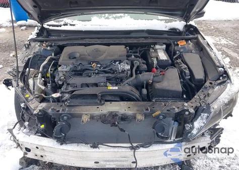 2021 Toyota Camry Se z USA, uszkodzony, nr VIN 4T1G11AK3MU404969